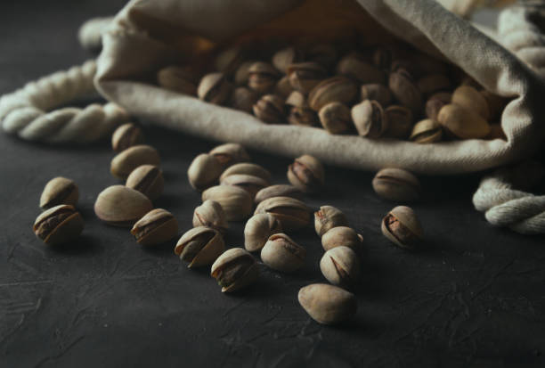 تصویر 2 از قیمت پسته اکبری تهران + خرید باور نکردنی